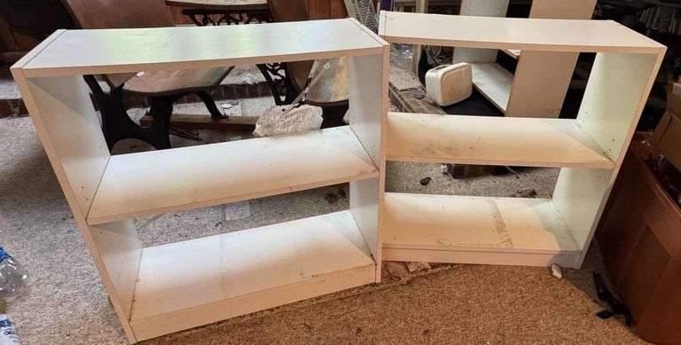White Laminate Bookshelves with Open Shelving