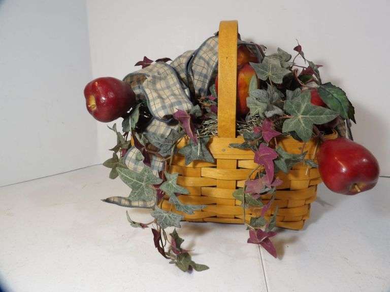 1997 Longaberger Basket
