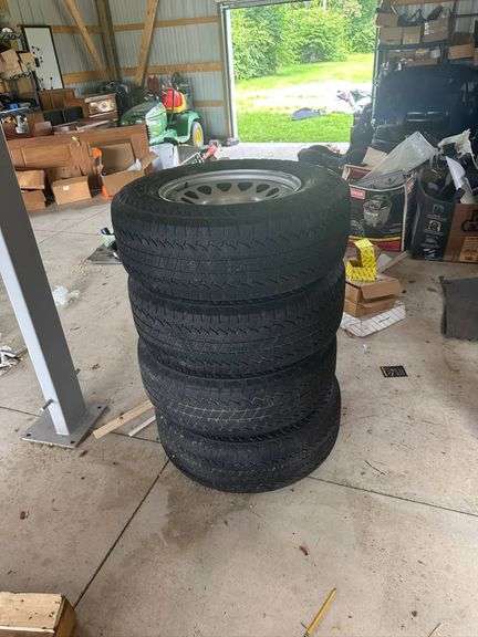 4 Bridgestone Dueler A/T 265/70R17 Tires with Steel Wheels