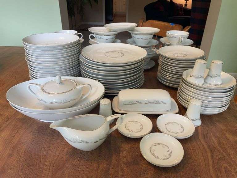 Kayson's China Set