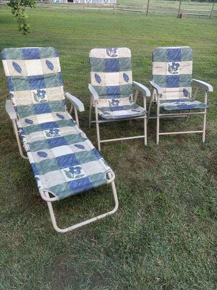 2 Lawn Chairs & Lounge Chair