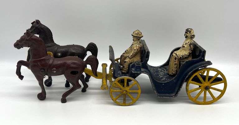 VTG Cast Iron Horse Drawn Buggy