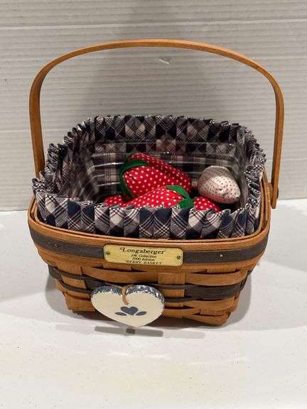 Longaberger Berry Basket 1990