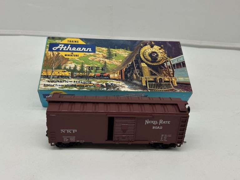 Athearn Nickel Plate Road 40-Foot Single Door Boxcar