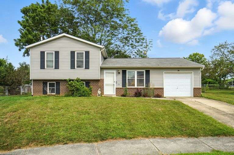 157 Forest Lake Court, Delaware, OH 43015 - Reserve: $180,000
