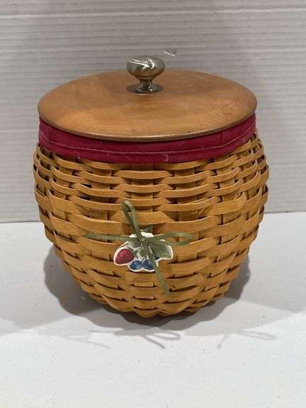 Longaberger Strawberry Basket
