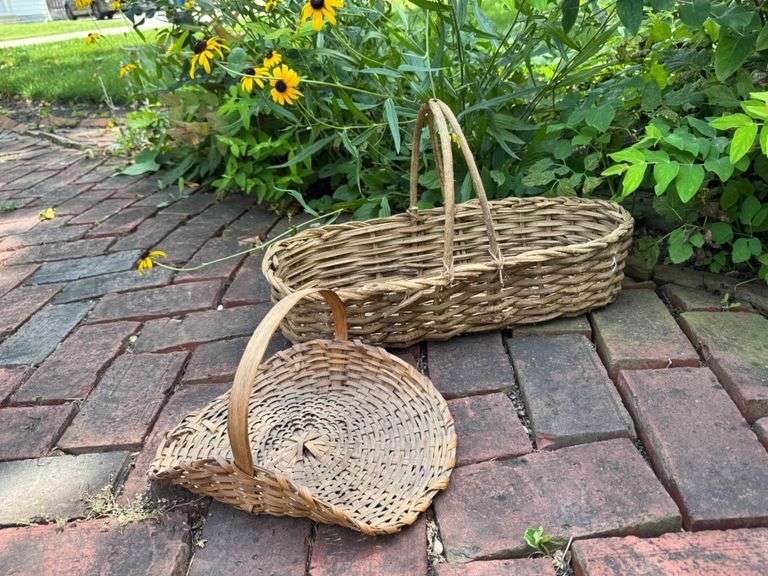 Handwoven Wicker Baskets with Oval Design