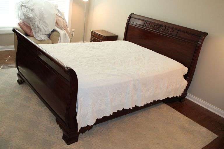 Henkel-Harris Sleigh Bed