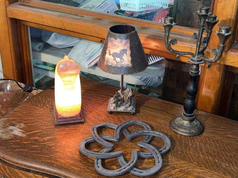 Salt Lamp, Horseshoe Wall Decor Candelabra, Horse Candle Lamp