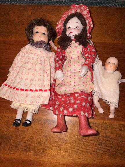 3 Vtg dolls