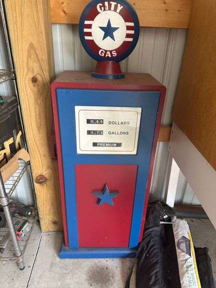Red and Blue Decorative City Gas Pump Cabinet