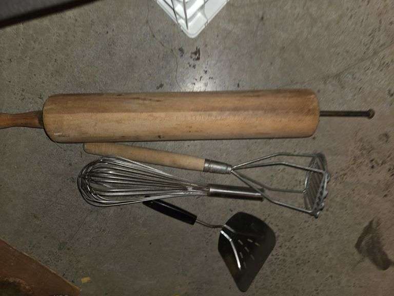 Long handle kitchen items