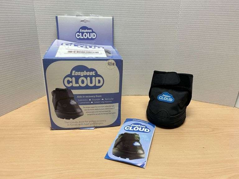 92: Easy Boot Cloud Horse Hoof Boot – Size 00 w/ Box & Guide