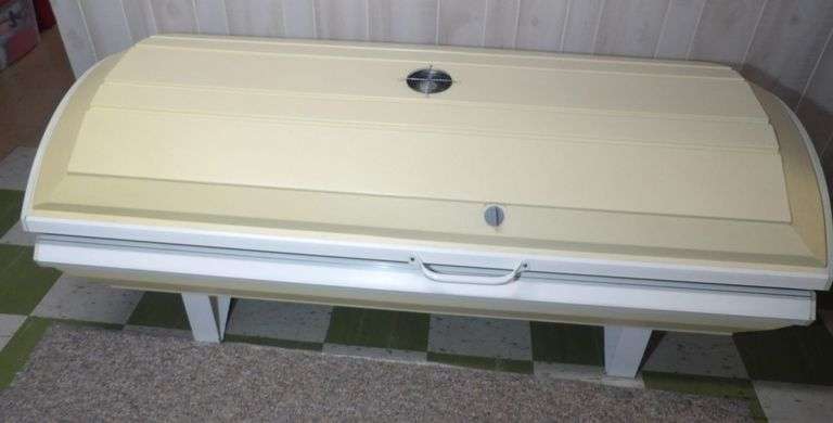 Tanning Bed