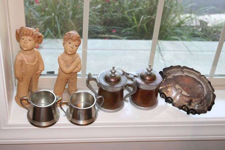 Figurines and Metalware