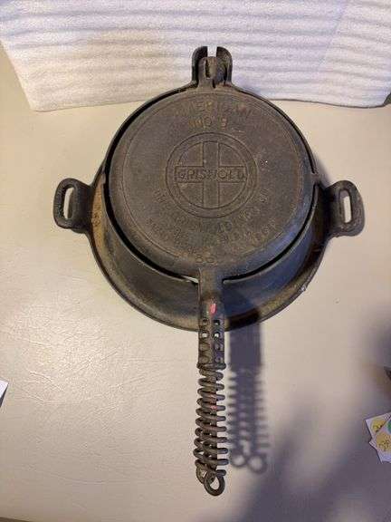 Griswold Waffle maker