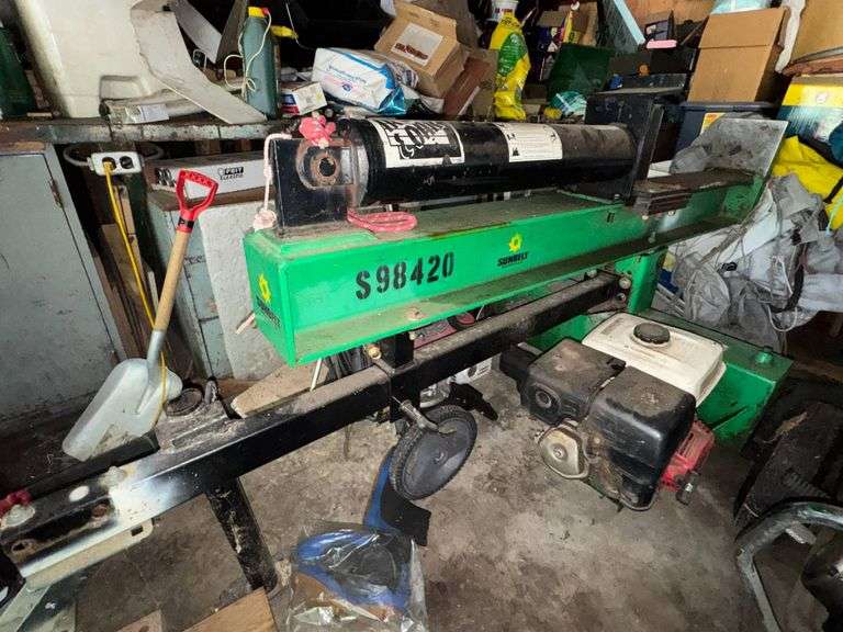 Sunbelt Rentals Gas-Powered Hydraulic Log Splitter