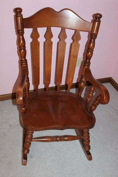 Colonial Rocker - Auction Ohio