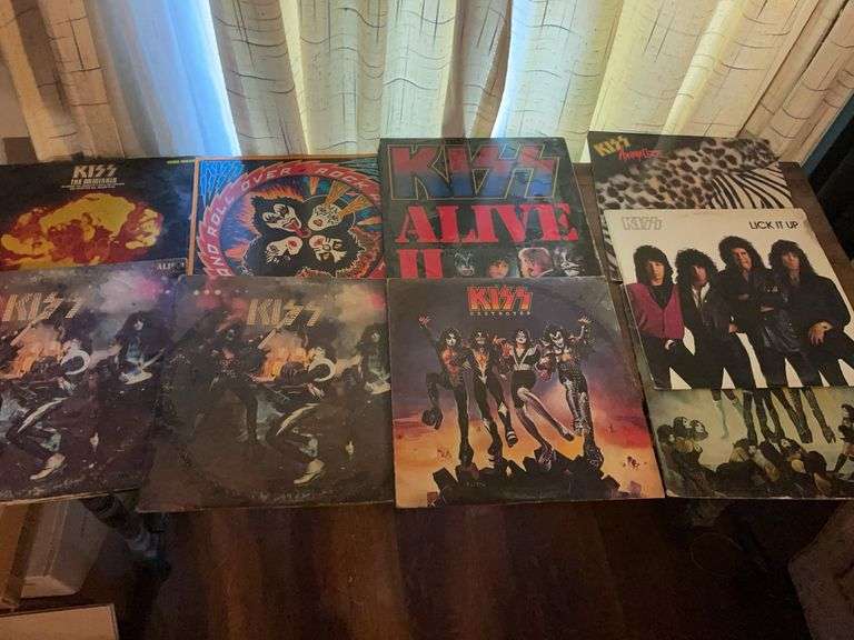 Kiss Albums (9)