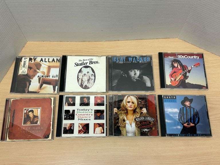 Garth Brooks, Miranda Lambert, Vince Gill & More Country CD Collection – 8 Titles