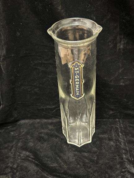 St-Germain Branded Tall Mixing Carafe – 11-15/16"H