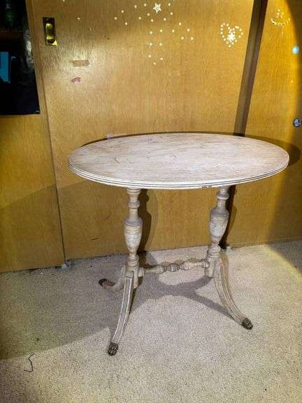 Oval-Top Wooden Side Table with Turned Legs