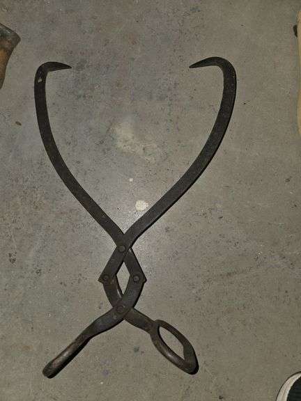 Large ice block tongs