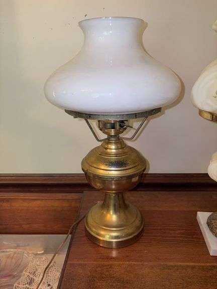 Vtg Brass Hurricane Table Lamp