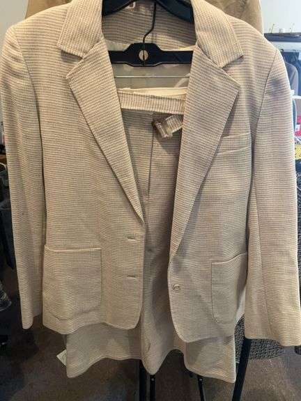 Ladies' Handmade Suit w/Skirt