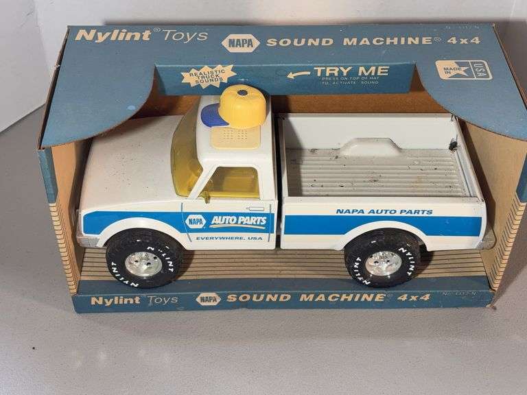 NAPA Sound Machine, 4 x 4 by Nylint Toys