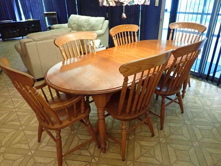 S. Brent & Bros. Oak Dining Table Set with 6 Chairs, Including 2 Leafs