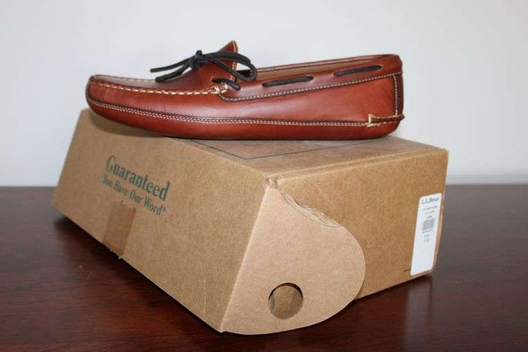 LL Bean Moccasins - Auction Ohio