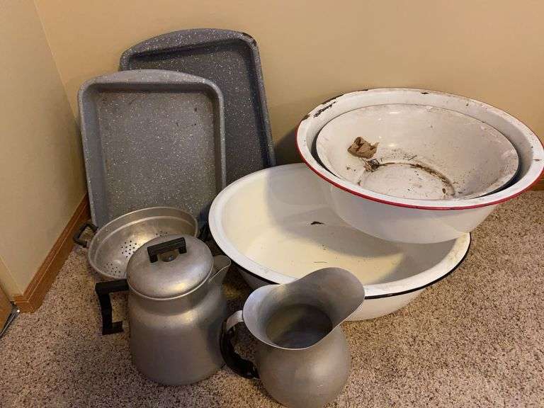 Vintage Kitchen Wares