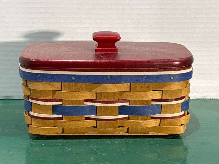 Longaberger Handcrafted Wooden Woven Basket With Lid