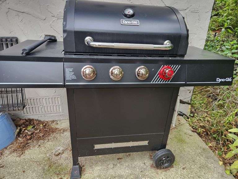 Dyna Glo Grill w/Cover