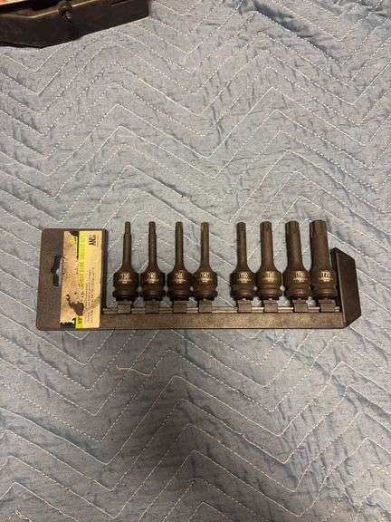 Pittsburgh Pro 1/2” 8Pc Impact Star Socket Set