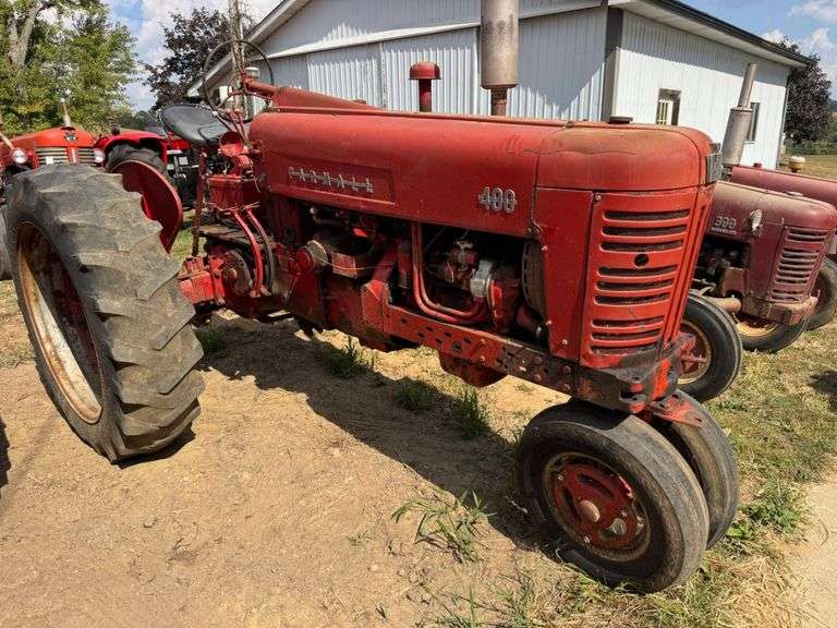 Farmall Model 400 Tractor