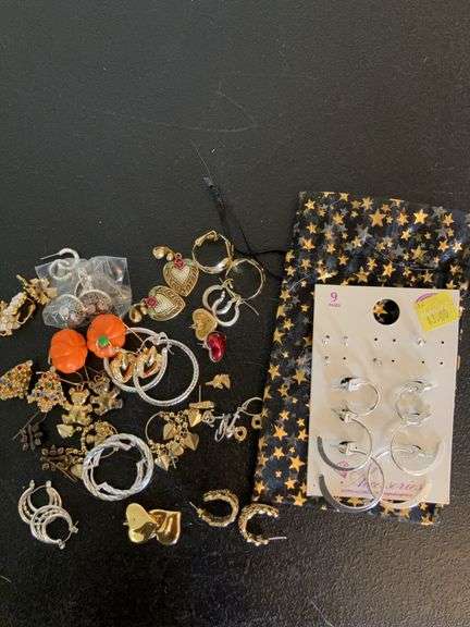 Ladies' Costume Earrings