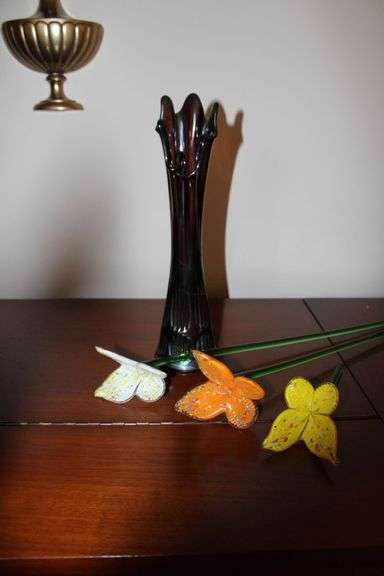 Glas Vase & Butterflies