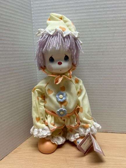 2002 Precious Moments Love Is On Its Way Clown Doll