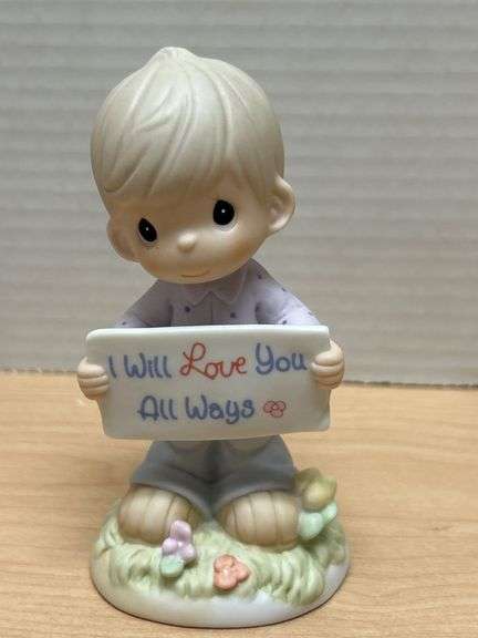 1999 Precious Moments ‘I Will Love You All Ways’ Figurine