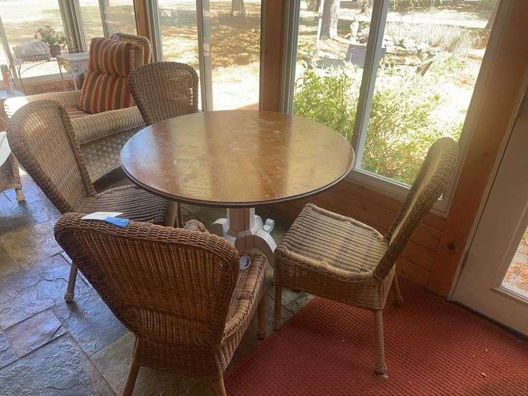Solid Wood Table & Chairs