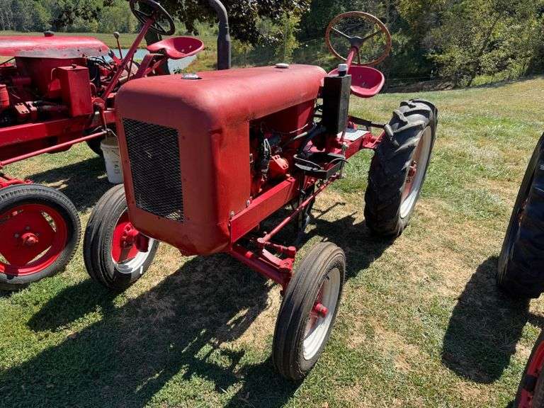 Leader Tractor - Auction Ohio