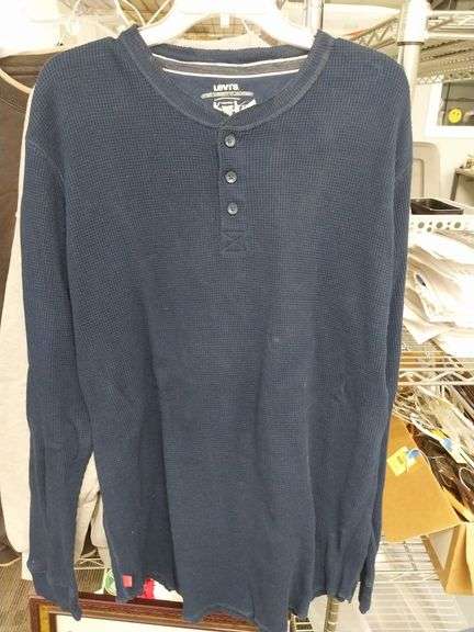 Levi’s Navy Blue XL Waffle Knit Henley Shirt