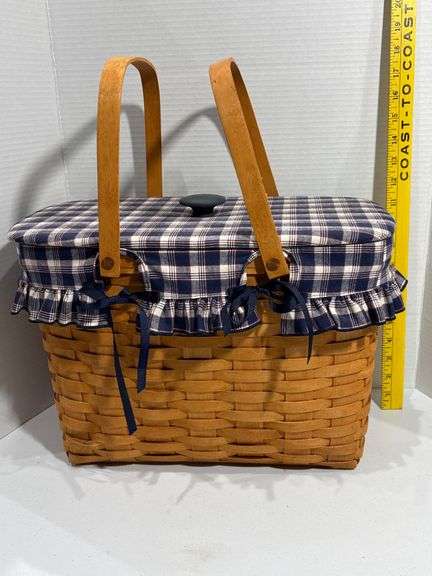 Longaberger Woven Picnic Basket with Plaid Fabric Liner