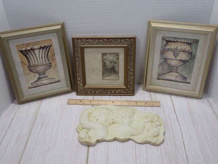 Framed Artworks and Hen-Feathers Wall Plaque Set