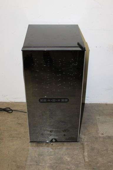 Wine Enthusiast Cooler