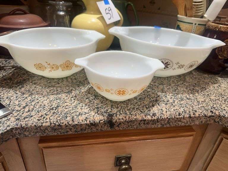 Pyrex Cinderella Bowls