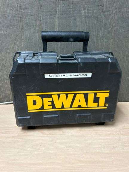 DeWalt Orbital Sander with Case and Attachment