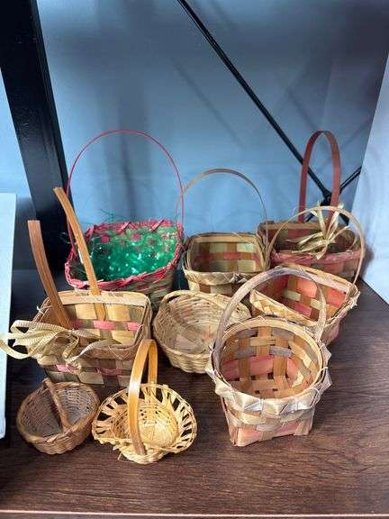 More Minature Basket Variety